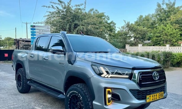Buy Used Toyota Hiluxe Revo Silver Car in Dar es Salaam in Dar es Salaam