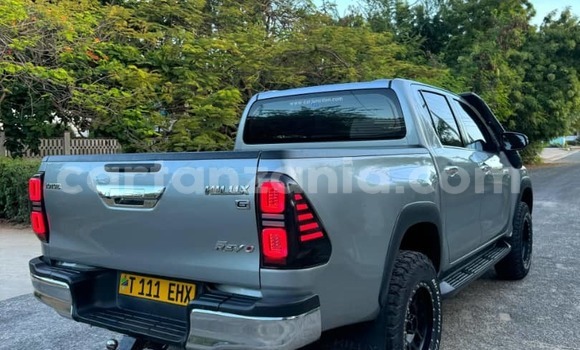 Nunua Ilio tumika Toyota Hiluxe Revo Fedha Gari ndani ya Dar es Salaam nchini Dar es Salaam Nunua Ilio tumika Toyota Hiluxe Revo Fedha Gari ndani ya Dar es Salaam nchini Dar es Salaam