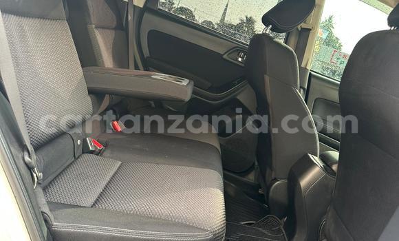 Nunua Ilio tumika Subaru Forester Nyeupe Gari ndani ya Dar es Salaam nchini Dar es Salaam Nunua Ilio tumika Subaru Forester Nyeupe Gari ndani ya Dar es Salaam nchini Dar es Salaam