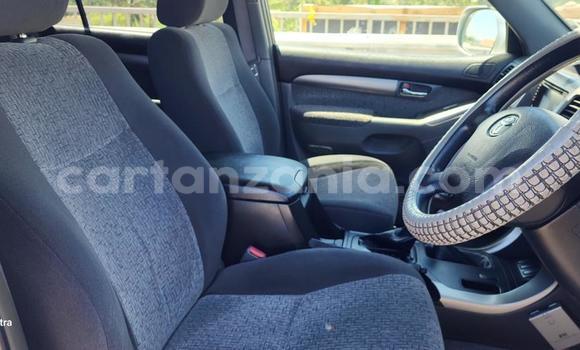 Nunua Ilio tumika Toyota Land Cruiser Prado Fedha Gari ndani ya Dar es Salaam nchini Dar es Salaam Nunua Ilio tumika Toyota Land Cruiser Prado Fedha Gari ndani ya Dar es Salaam nchini Dar es Salaam