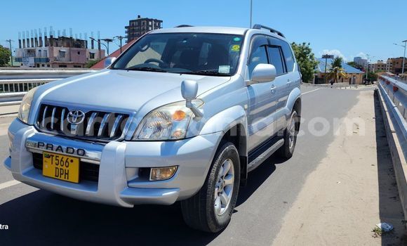 Nunua Ilio tumika Toyota Land Cruiser Prado Fedha Gari ndani ya Dar es Salaam nchini Dar es Salaam Nunua Ilio tumika Toyota Land Cruiser Prado Fedha Gari ndani ya Dar es Salaam nchini Dar es Salaam