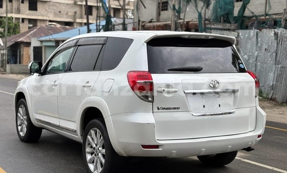 Buy Used Toyota Vanguard White Car in Dar es Salaam in Dar es Salaam Buy Used Toyota Vanguard White Car in Dar es Salaam in Dar es Salaam