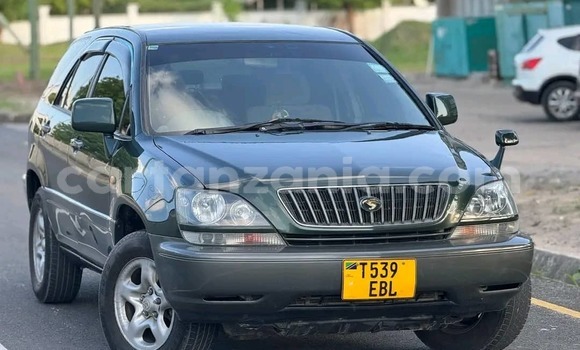 Nunua Ilio tumika Toyota Harrier Bluu Gari ndani ya Dar es Salaam nchini Dar es Salaam