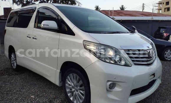 Buy Used Toyota Alphard White Car in Dar es Salaam in Dar es Salaam