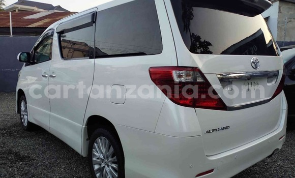 Nunua Ilio tumika Toyota Alphard Nyeupe Gari ndani ya Dar es Salaam nchini Dar es Salaam Nunua Ilio tumika Toyota Alphard Nyeupe Gari ndani ya Dar es Salaam nchini Dar es Salaam