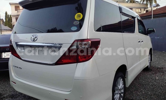 Nunua Ilio tumika Toyota Alphard Nyeupe Gari ndani ya Dar es Salaam nchini Dar es Salaam Nunua Ilio tumika Toyota Alphard Nyeupe Gari ndani ya Dar es Salaam nchini Dar es Salaam