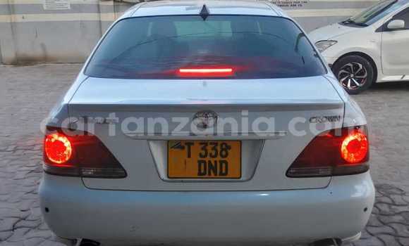 Buy Used Toyota Crown White Car in Dar es Salaam in Dar es Salaam Buy Used Toyota Crown White Car in Dar es Salaam in Dar es Salaam