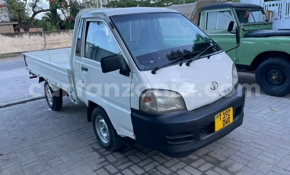 Buy Used Toyota Town Ace White Car in Biharamulo in Kagera Buy Used Toyota Town Ace White Car in Biharamulo in Kagera