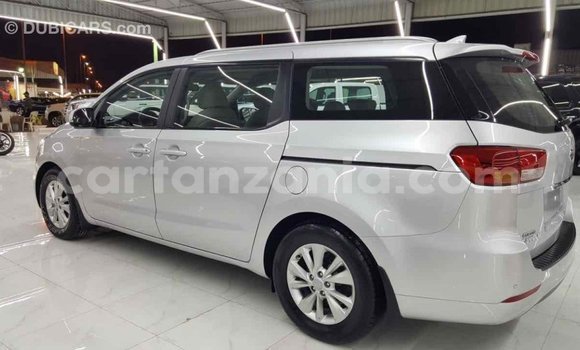 Nunua Imported Kia Carnival Nyingine Gari ndani ya Import - Dubai nchini Arusha Nunua Imported Kia Carnival Nyingine Gari ndani ya Import - Dubai nchini Arusha
