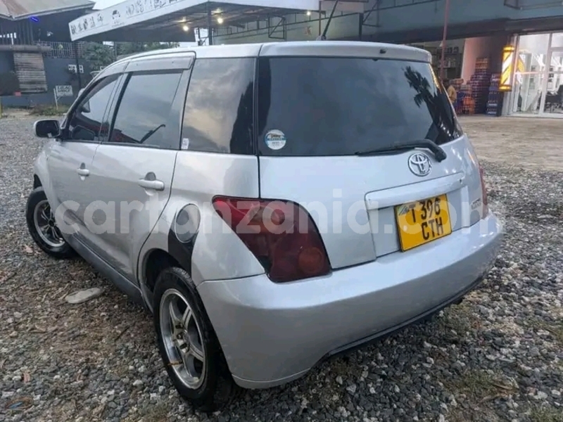 Big with watermark toyota ist manyara babati rural 25435