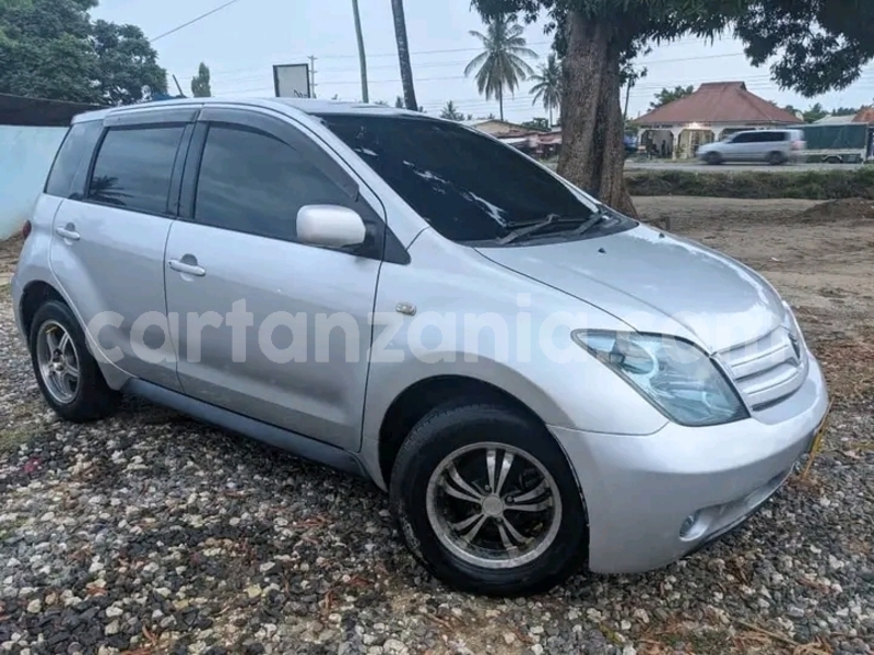 Big with watermark toyota ist manyara babati rural 25435