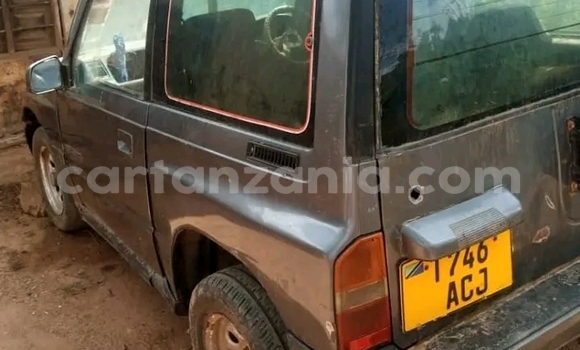 Nunua Ilio tumika Suzuki Escudo Nyingine Gari ndani ya Bariadi nchini Simiyu Nunua Ilio tumika Suzuki Escudo Nyingine Gari ndani ya Bariadi nchini Simiyu