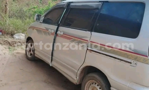 Buy Used Toyota Noah Other Car in Bukombe in Geita Buy Used Toyota Noah Other Car in Bukombe in Geita