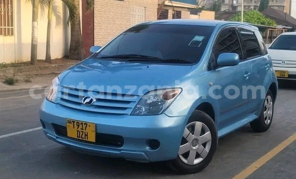 Nunua Ilio tumika Toyota IST Bluu Gari ndani ya Bariadi nchini Simiyu