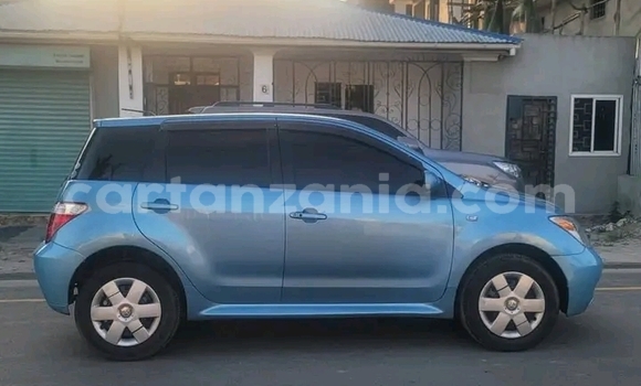 Buy Used Toyota IST Blue Car in Bariadi in Simiyu Buy Used Toyota IST Blue Car in Bariadi in Simiyu