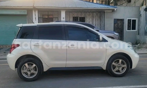 Nunua Ilio tumika Toyota IST Nyeupe Gari ndani ya Biharamulo nchini Kagera Nunua Ilio tumika Toyota IST Nyeupe Gari ndani ya Biharamulo nchini Kagera