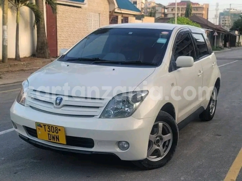 Big with watermark toyota ist kagera biharamulo 25458