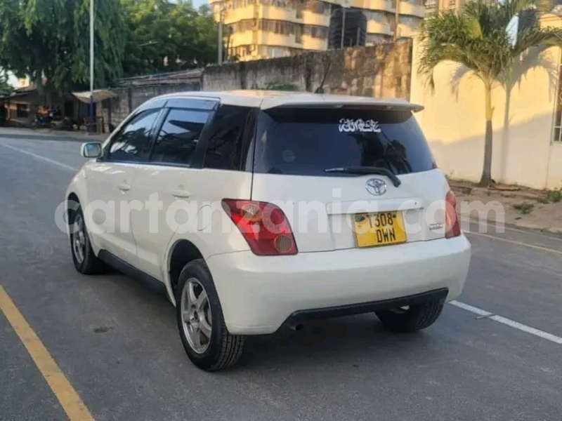 Big with watermark toyota ist kagera biharamulo 25458