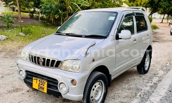Buy Used Toyota RAV4 White Car in Biharamulo in Kagera Buy Used Toyota RAV4 White Car in Biharamulo in Kagera