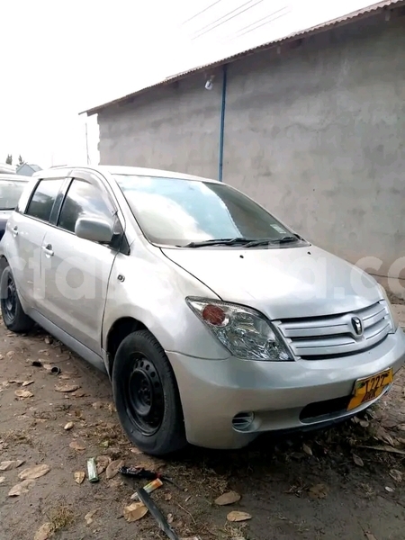 Big with watermark toyota ist manyara babati urban 25472