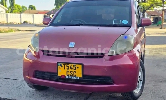 Nunua Ilio tumika Toyota Passo Nyekundu Gari ndani ya Biharamulo nchini Kagera Nunua Ilio tumika Toyota Passo Nyekundu Gari ndani ya Biharamulo nchini Kagera