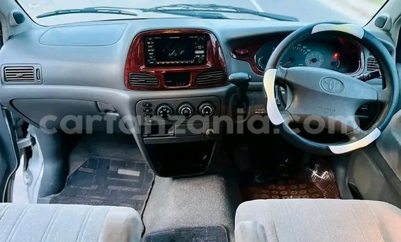 Nunua Ilio tumika Toyota Noah Nyeupe Gari ndani ya Biharamulo nchini Kagera Nunua Ilio tumika Toyota Noah Nyeupe Gari ndani ya Biharamulo nchini Kagera