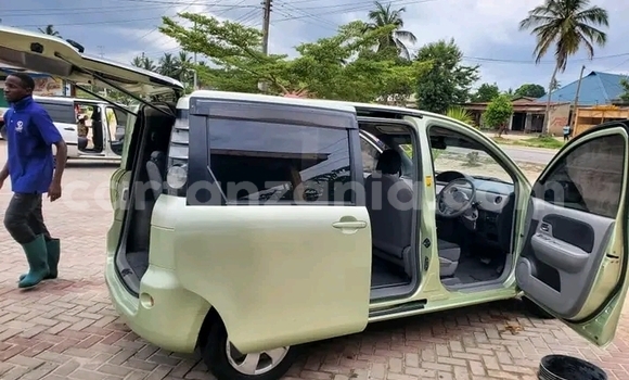 Buy Used Toyota Sienta Other Car in Biharamulo in Kagera Buy Used Toyota Sienta Other Car in Biharamulo in Kagera