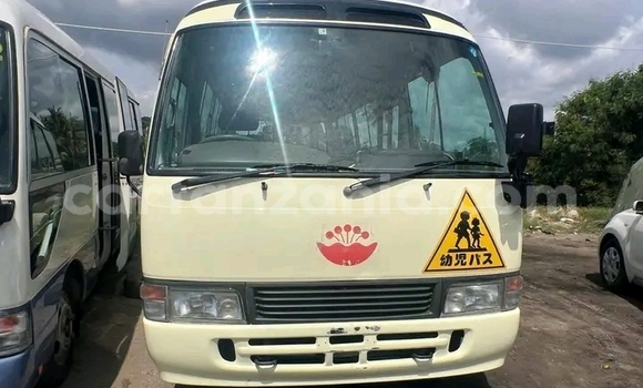 Buy Used Toyota Crown Majesta White Car in Biharamulo in Kagera Buy Used Toyota Crown Majesta White Car in Biharamulo in Kagera