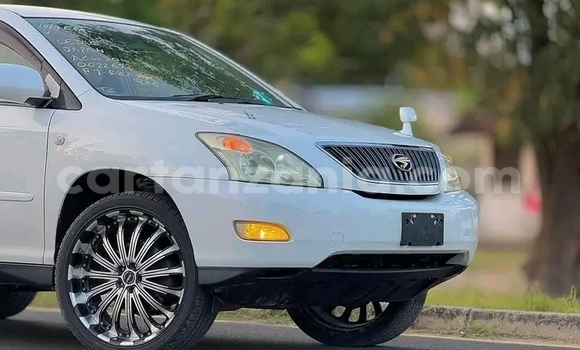 Buy Used Toyota Harrier White Car in Biharamulo in Kagera Buy Used Toyota Harrier White Car in Biharamulo in Kagera