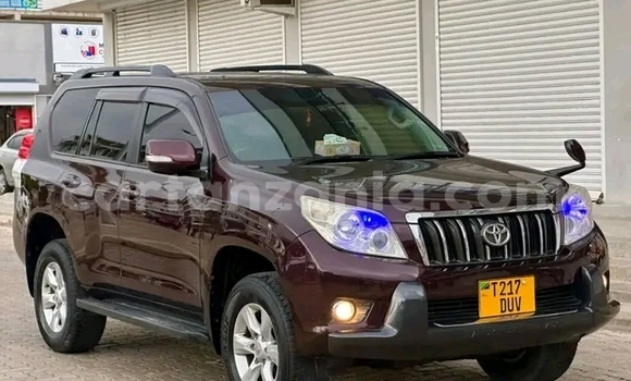 Nunua Ilio tumika Toyota Land Cruiser Prado Nyekundu Gari ndani ya Bariadi nchini Simiyu Nunua Ilio tumika Toyota Land Cruiser Prado Nyekundu Gari ndani ya Bariadi nchini Simiyu