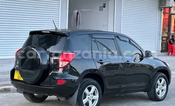 Nunua Ilio tumika Toyota RAV4 Nyeusi Gari ndani ya Biharamulo nchini Kagera Nunua Ilio tumika Toyota RAV4 Nyeusi Gari ndani ya Biharamulo nchini Kagera