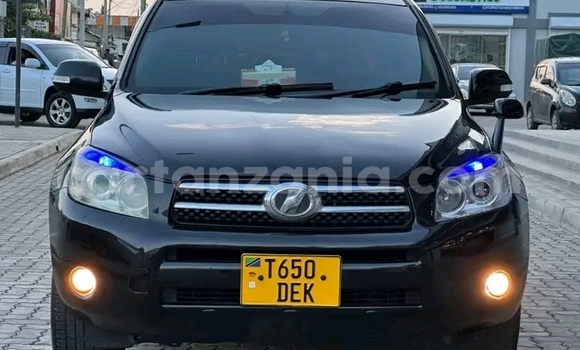 Nunua Ilio tumika Toyota RAV4 Nyeusi Gari ndani ya Biharamulo nchini Kagera Nunua Ilio tumika Toyota RAV4 Nyeusi Gari ndani ya Biharamulo nchini Kagera