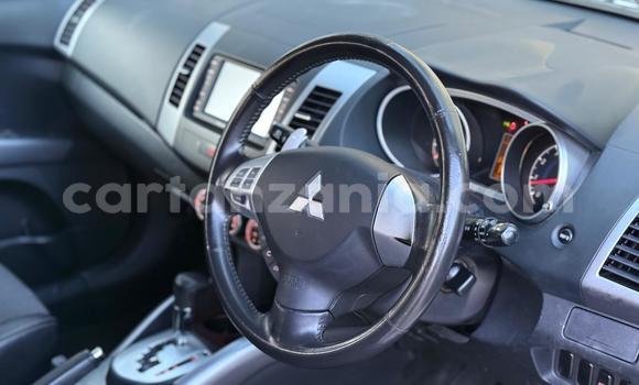 Buy Used Mitsubishi Outlander White Car in Dar es Salaam in Dar es Salaam