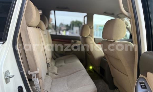 Nunua Ilio tumika Toyota Prado Nyeupe Gari ndani ya Dar es Salaam nchini Dar es Salaam Nunua Ilio tumika Toyota Prado Nyeupe Gari ndani ya Dar es Salaam nchini Dar es Salaam