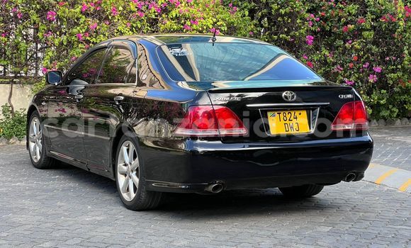 Nunua Ilio tumika Toyota Crown Nyeusi Gari ndani ya Dar es Salaam nchini Dar es Salaam Nunua Ilio tumika Toyota Crown Nyeusi Gari ndani ya Dar es Salaam nchini Dar es Salaam