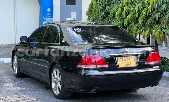 Nunua Ilio tumika Toyota Crown Nyeusi Gari ndani ya Dar es Salaam nchini Dar es Salaam Nunua Ilio tumika Toyota Crown Nyeusi Gari ndani ya Dar es Salaam nchini Dar es Salaam