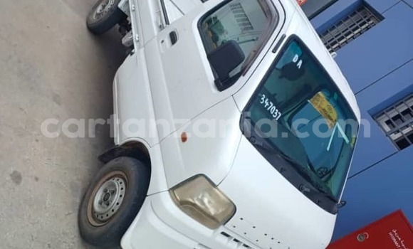 Nunua Ilio tumika Suzuki Carry Nyeupe Lori ndani ya Dar es Salaam nchini Dar es Salaam Nunua Ilio tumika Suzuki Carry Nyeupe Lori ndani ya Dar es Salaam nchini Dar es Salaam