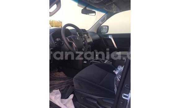 Nunua Imported Toyota Prado Nyeusi Gari ndani ya Import - Dubai nchini Arusha Nunua Imported Toyota Prado Nyeusi Gari ndani ya Import - Dubai nchini Arusha