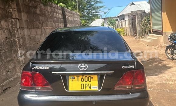 Nunua Ilio tumika Toyota Crown Nyeusi Gari ndani ya Dar es Salaam nchini Dar es Salaam Nunua Ilio tumika Toyota Crown Nyeusi Gari ndani ya Dar es Salaam nchini Dar es Salaam