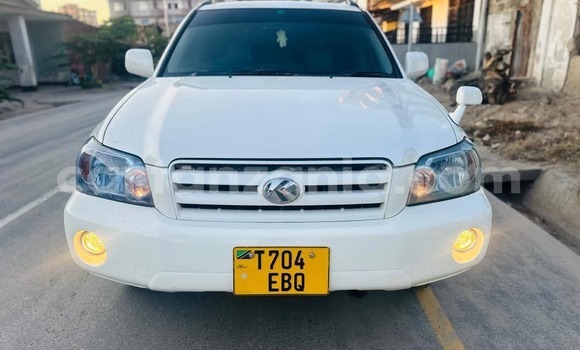 Buy Used Toyota Kruger White Car in Dar es Salaam in Dar es Salaam