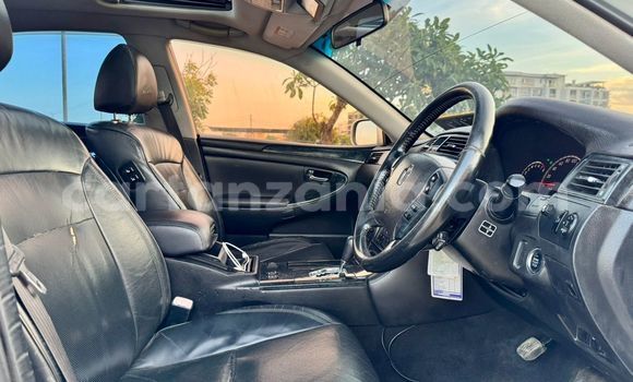 Nunua Ilio tumika Toyota Crown Nyeupe Gari ndani ya Dar es Salaam nchini Dar es Salaam Nunua Ilio tumika Toyota Crown Nyeupe Gari ndani ya Dar es Salaam nchini Dar es Salaam