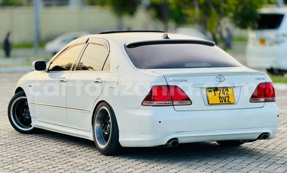 Nunua Ilio tumika Toyota Crown Nyeupe Gari ndani ya Dar es Salaam nchini Dar es Salaam Nunua Ilio tumika Toyota Crown Nyeupe Gari ndani ya Dar es Salaam nchini Dar es Salaam