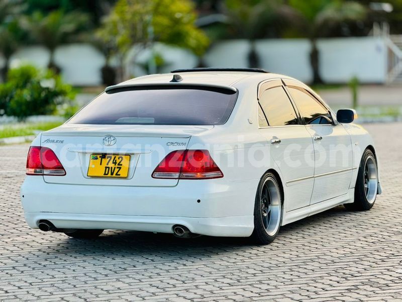 Big with watermark toyota crown dar es salaam dar es salaam 25576