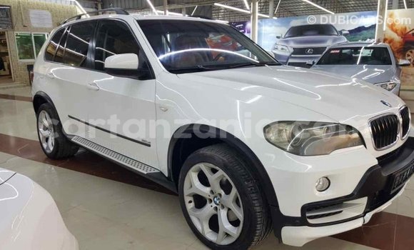 Nunua Imported BMW X5 Nyeupe Gari ndani ya Import - Dubai nchini Arusha Nunua Imported BMW X5 Nyeupe Gari ndani ya Import - Dubai nchini Arusha
