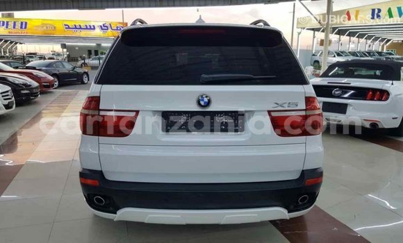 Nunua Imported BMW X5 Nyeupe Gari ndani ya Import - Dubai nchini Arusha Nunua Imported BMW X5 Nyeupe Gari ndani ya Import - Dubai nchini Arusha