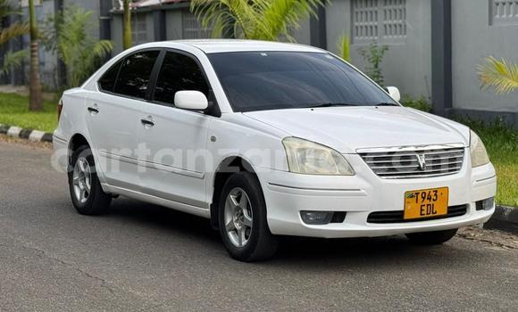 Nunua Ilio tumika Toyota Premio Nyeupe Gari ndani ya Dar es Salaam nchini Dar es Salaam