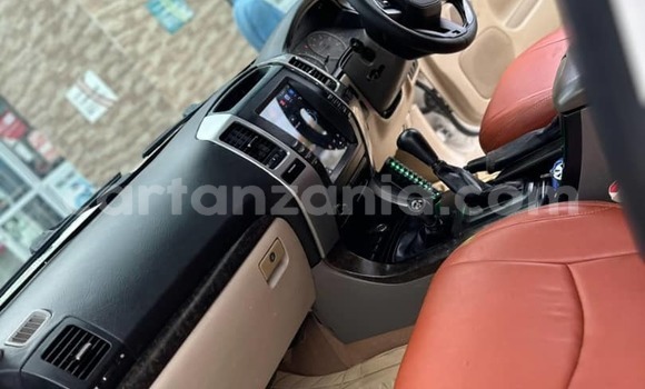 Nunua Ilio tumika Toyota Prado Nyeupe Gari ndani ya Dar es Salaam nchini Dar es Salaam Nunua Ilio tumika Toyota Prado Nyeupe Gari ndani ya Dar es Salaam nchini Dar es Salaam