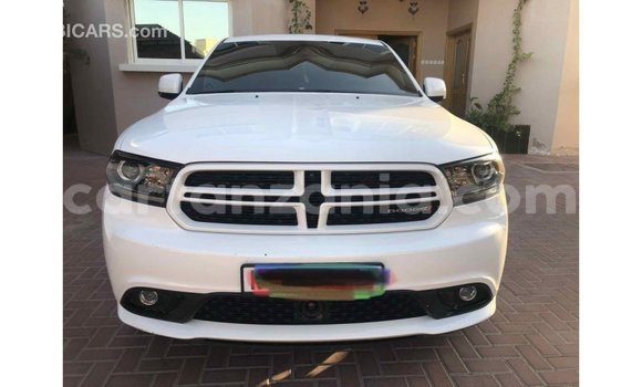 Nunua Imported Dodge Durango Nyeupe Gari ndani ya Import - Dubai nchini Arusha Nunua Imported Dodge Durango Nyeupe Gari ndani ya Import - Dubai nchini Arusha