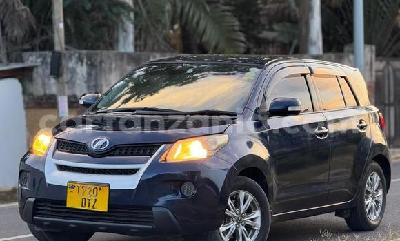 Buy Used Toyota IST Black Car in Dar es Salaam in Dar es Salaam