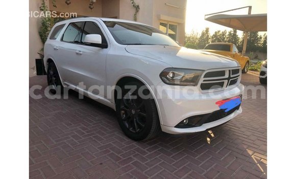 Nunua Imported Dodge Durango Nyeupe Gari ndani ya Import - Dubai nchini Arusha Nunua Imported Dodge Durango Nyeupe Gari ndani ya Import - Dubai nchini Arusha